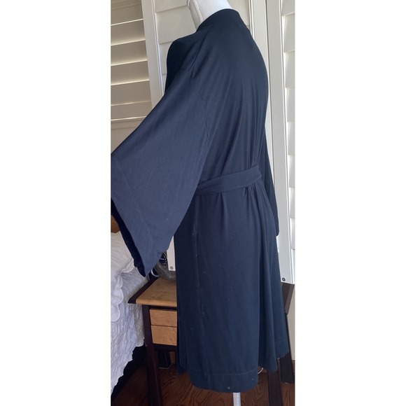 Soma S/M cool nights Pj Long Sleeve Short Robe Black Pockets Sewn‎ On Belt - Picture 2 of 12